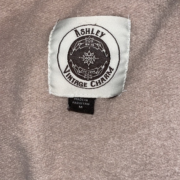 Medium Tan Ashley Vintage Charm Crop Top Zip-up Hoodie - Picture 2 of 4